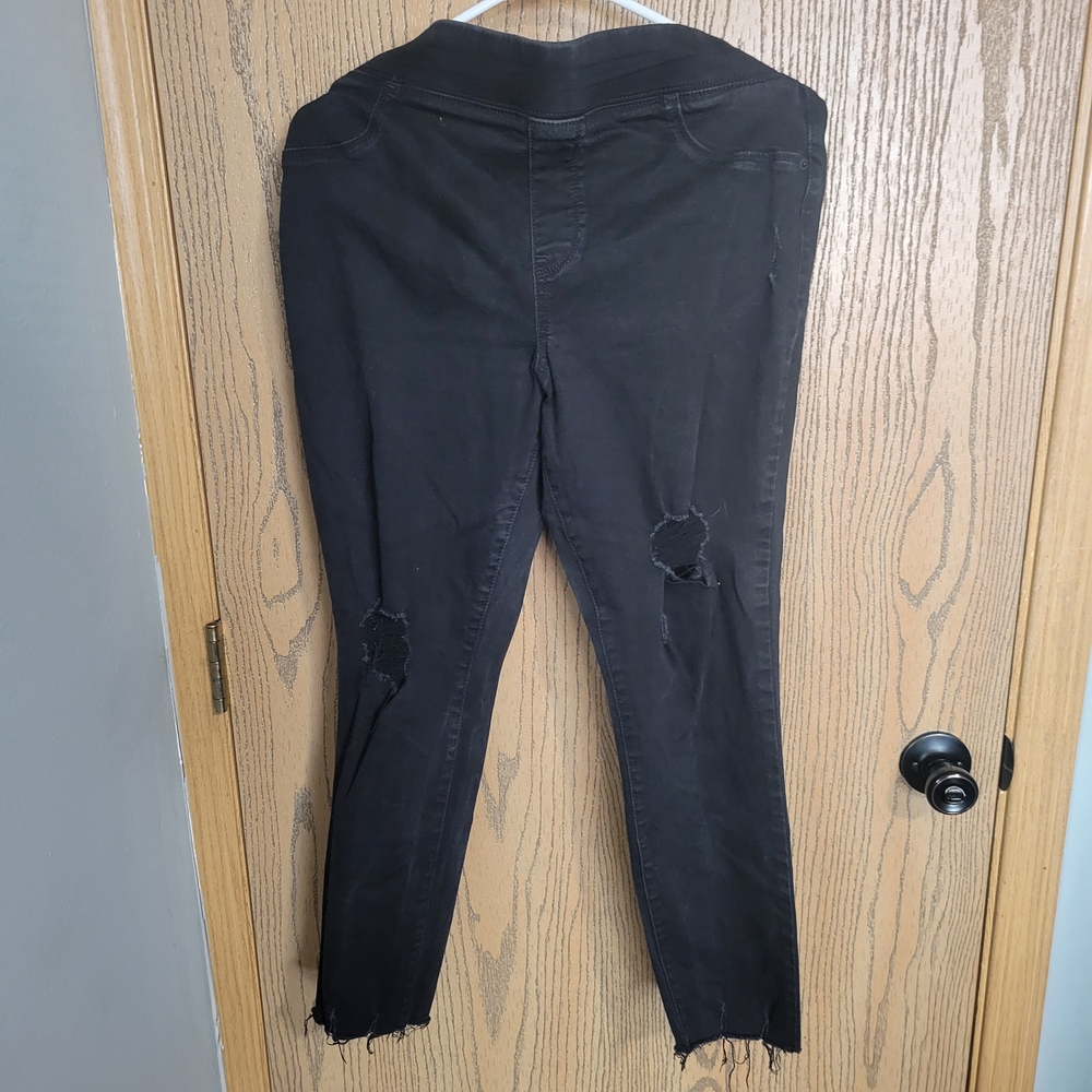 Old Navy Black Distressed Skinny Jeans